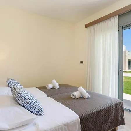 Paleos Hillside By Villa *