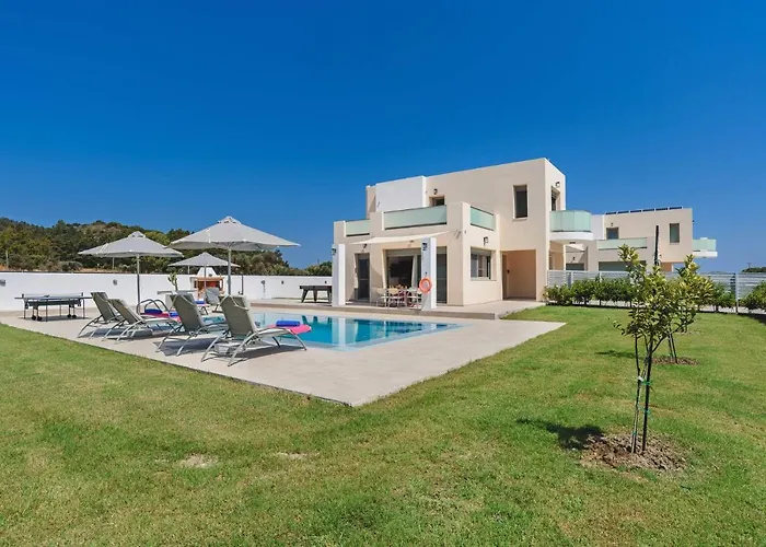 Paleos Hillside By Villa