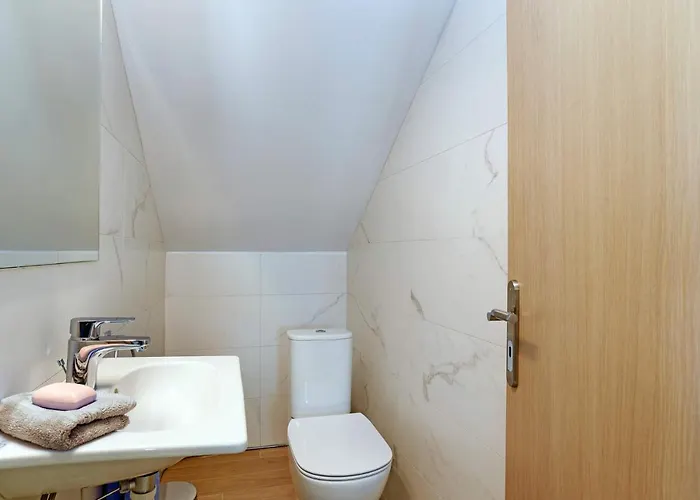 Paleos Hillside By فيلة